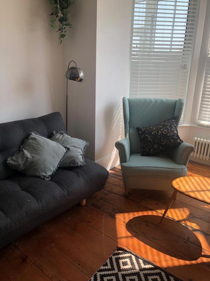 The Nest, Central Falmouth, 10 Mins To The Beaches And Off Street Parking Exteriér fotografie